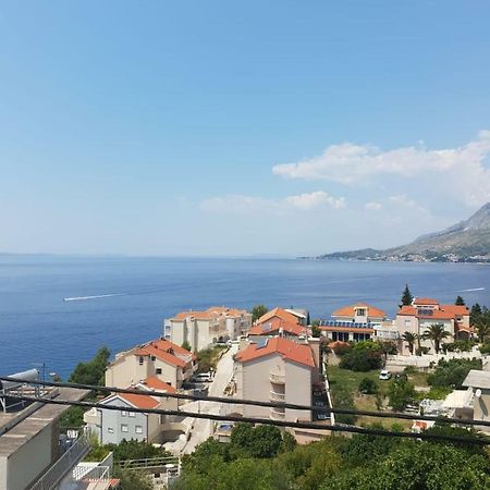 Apartmani Atila Damir Omis Exterior photo